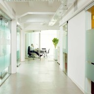 Corporativo- Puerta corredera (1)