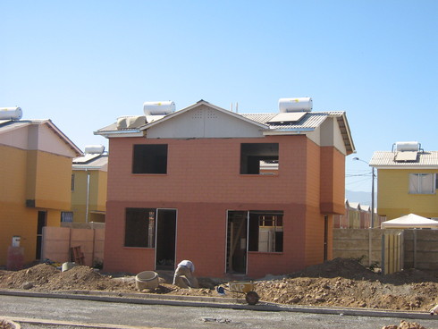 Proyecto de Vivienda con Paneles Solares (4)