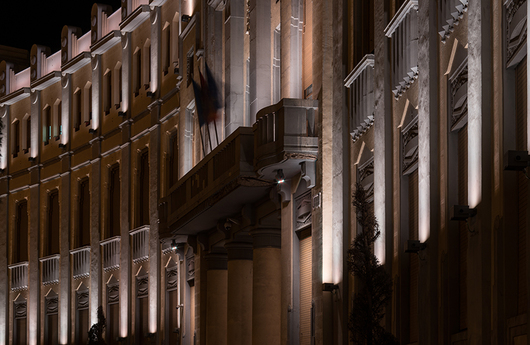 SCULP ilumina el Palacio de la Asamblea en Melilla
