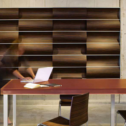 Galeria de Revestimientos Interiores 3form - Wave Wall - 3