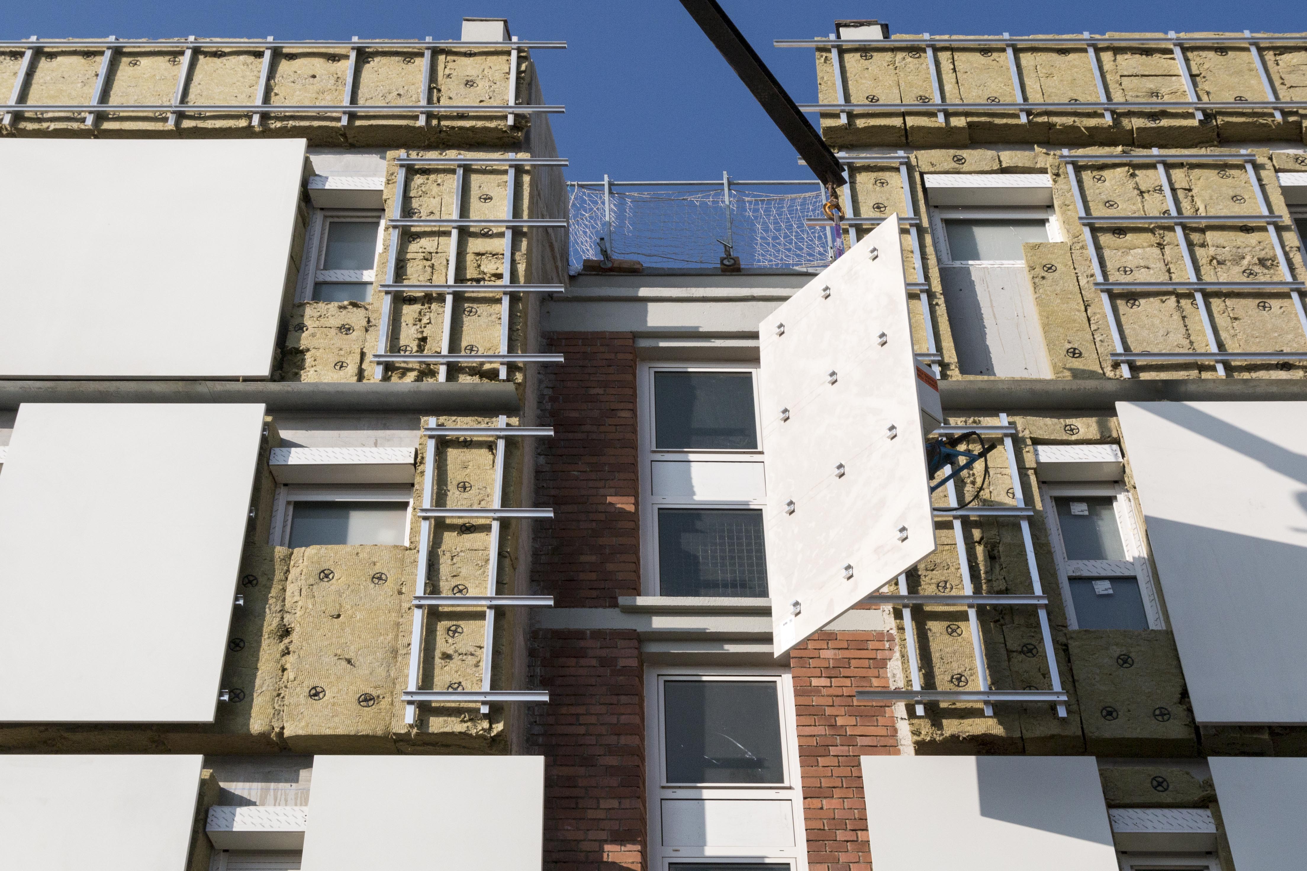 Gallery of Rainscreen Cladding Panels in Gentilly Renovation Project - 5