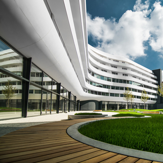 Galeria de Revestimiento para Fachadas Corian® Exterior