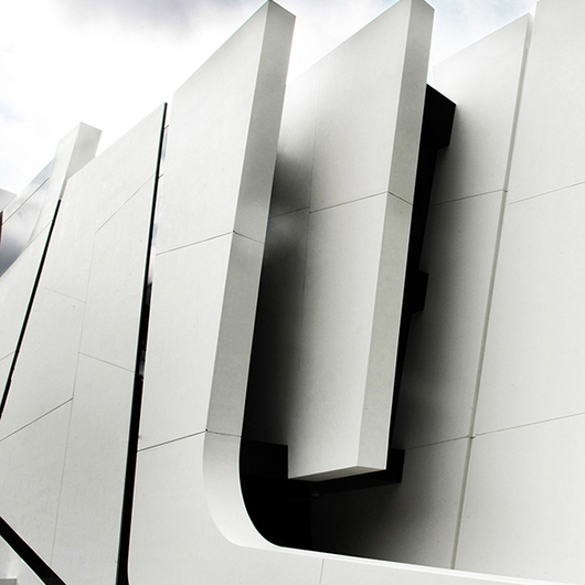 Galeria de Revestimiento para Fachadas Corian® Exterior