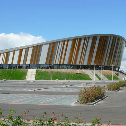Gallery of Round Facade at Omnisport Arena Apeldoorn 2