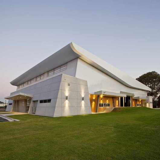 Gallery of Translucent Building Elements in Facades - 6