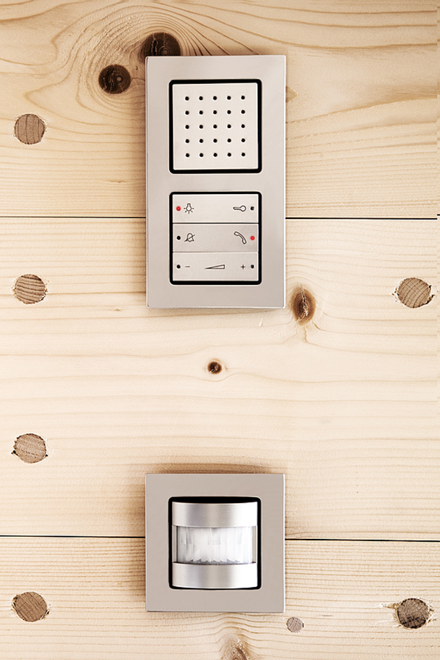 Gallery of Gira E22 Switches 8