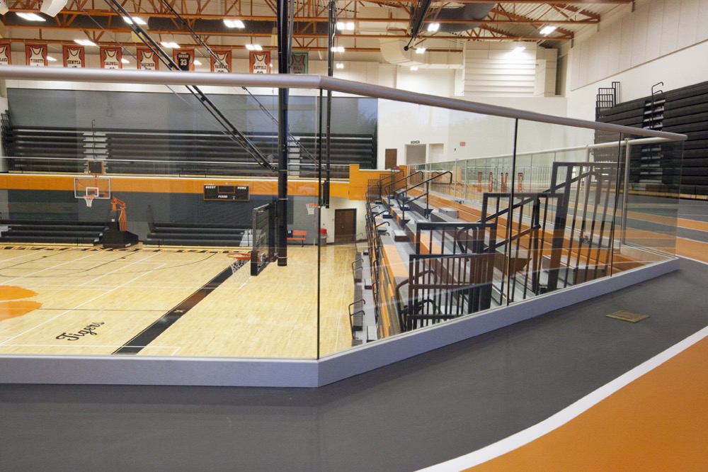 Gallery of Structural Glass Railing - 13