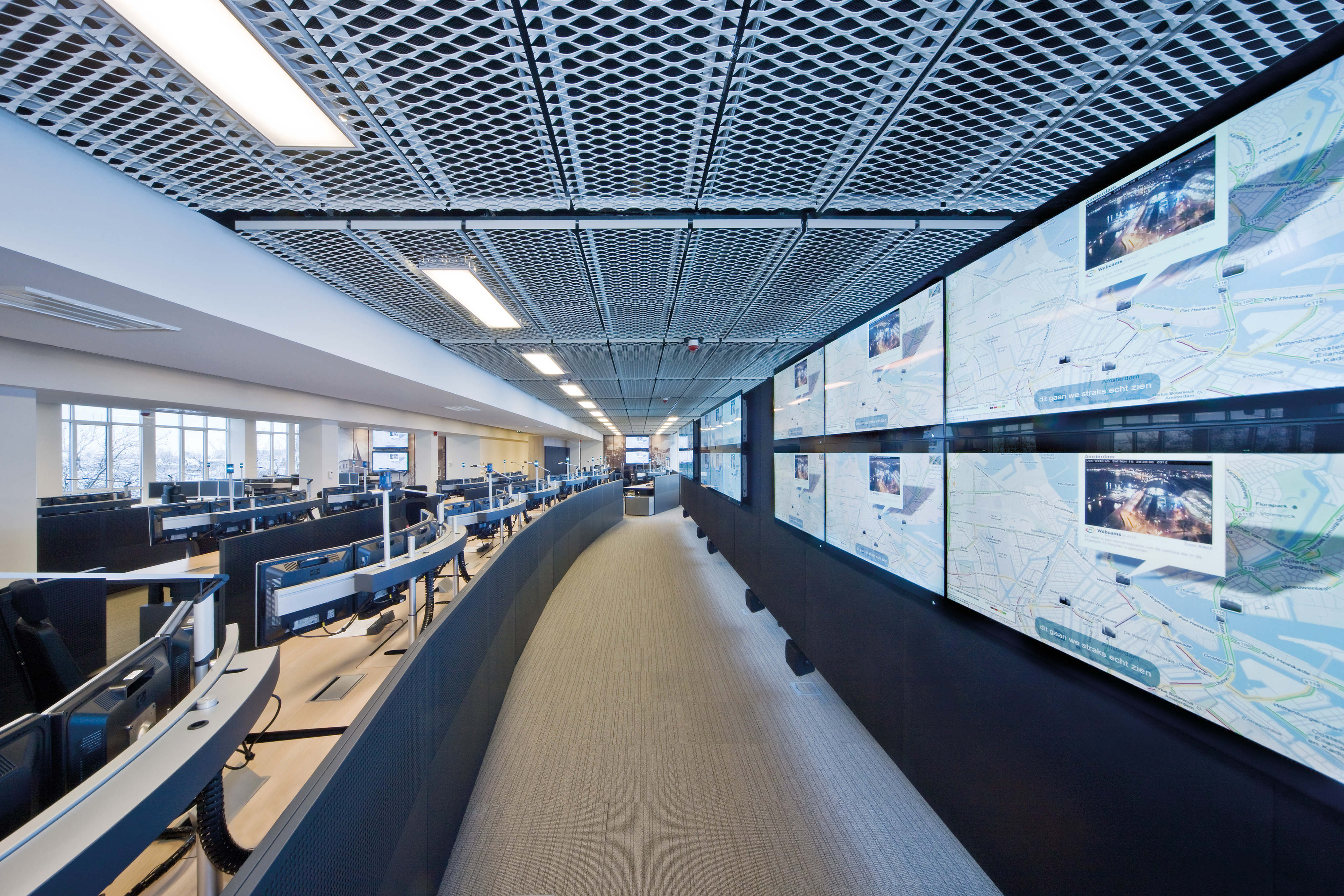 Galeria de Cielos Metálicos - Tile Lay- In Metalscreen - 7