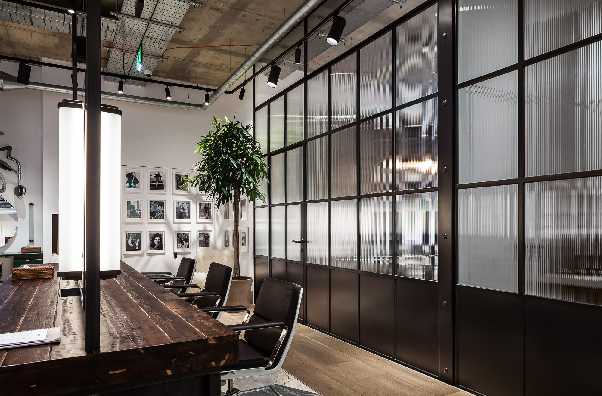 Gallery of Internal Partitions - 16