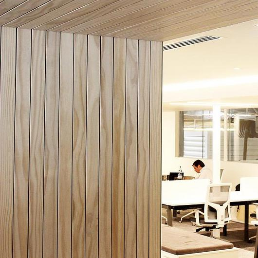 Revestimientos de madera para muros interiores de Leaf