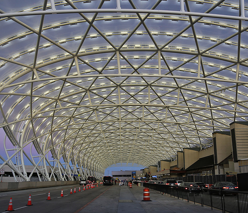 https://neufert-cdn.archdaily.net/uploads/photo/image/164832/full_Airport_Tensile_Membrane_Structures_01.jpg?v=1573962588