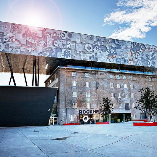 Digital Ceramic Glass Printing from DipTech