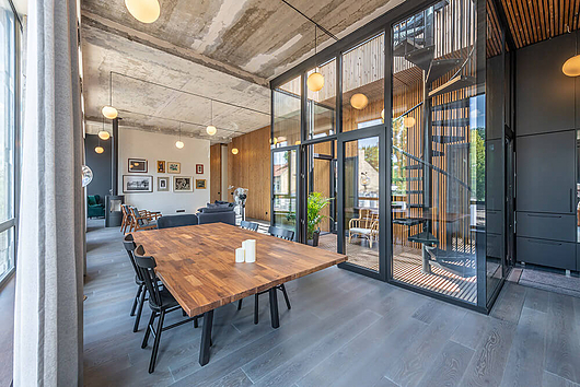 Lunawood - Private Apartment in Vilnius
