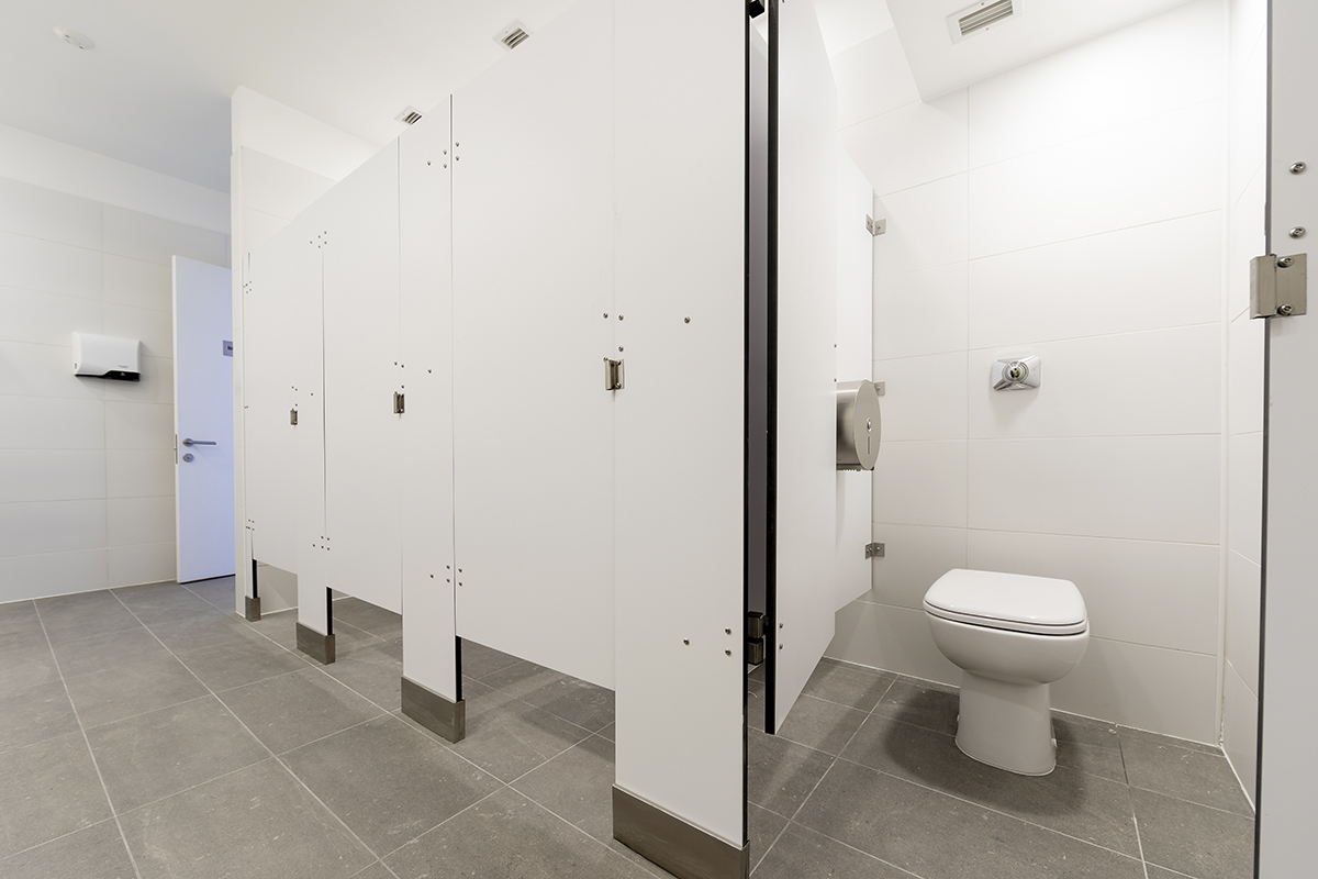 Galeria de Divisiones de baño fenólicos - 14