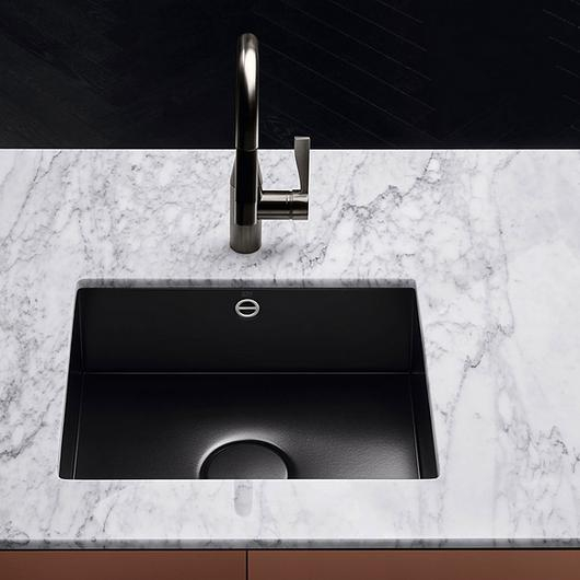 Kitchen Sinks Glazed Steel From Dornbracht