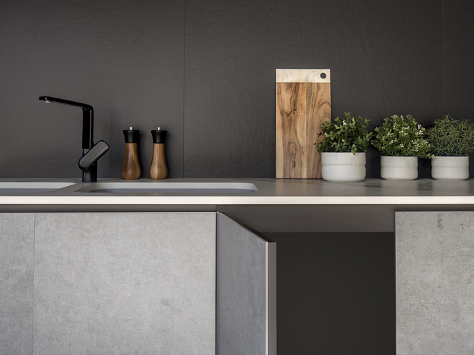 https://neufert-cdn.archdaily.net/uploads/photo/image/172571/full_Dekton_Slim_-_color_Kreta.jpg?v=1572287043