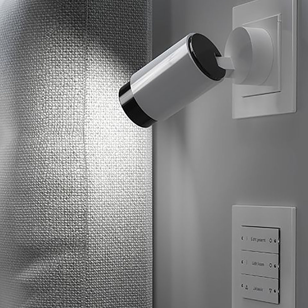 Light Socket Outlet - Plug & Light from GIRA