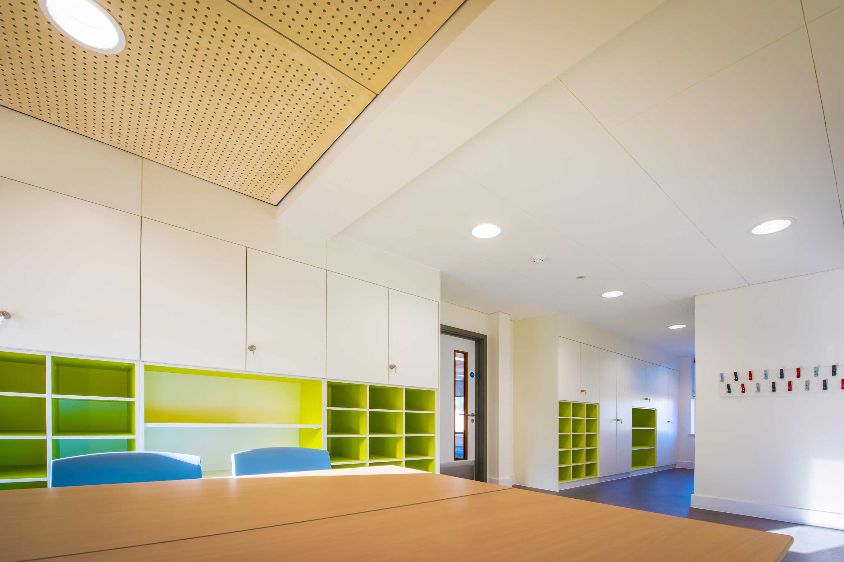 Gallery of Translucent Building Elements in Downton Primary School - 10