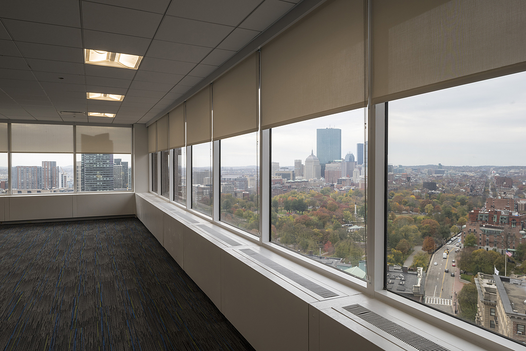 Manual FlexShade® Roller Shade from Draper
