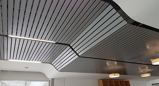 Plafones metálicos de IHO