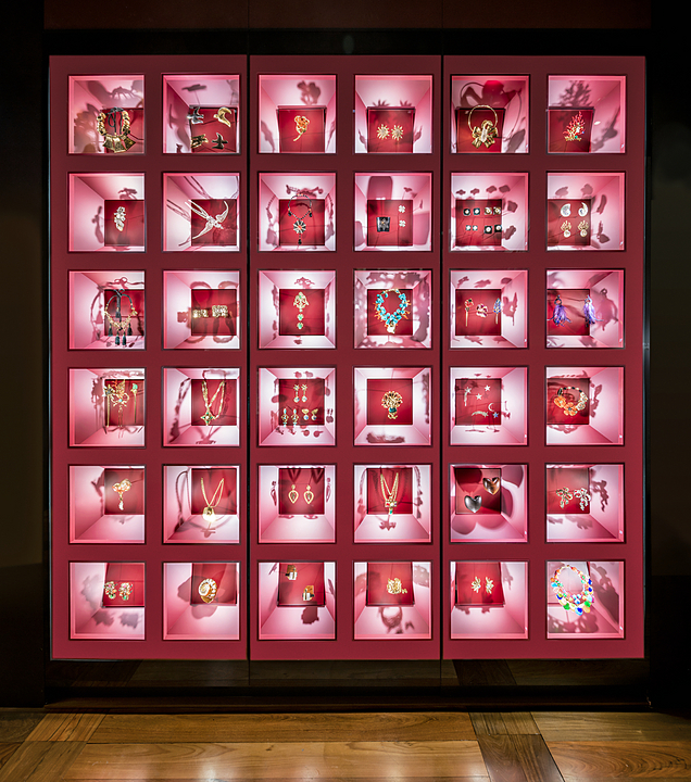 Display Cases In Musee Yves Saint Laurent From Goppion Display Cases In Musee Yves Saint Laurent From Goppion