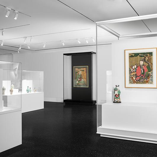 Display Cases in Brooklyn Museum from Goppion