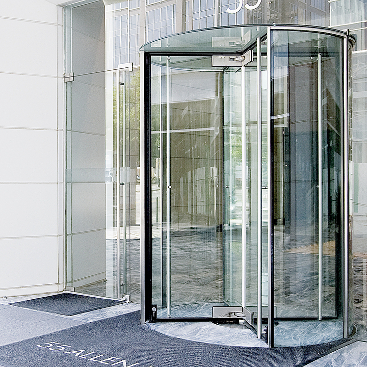 Entrance Doors Revolving Door 4000 Series From Dormakaba