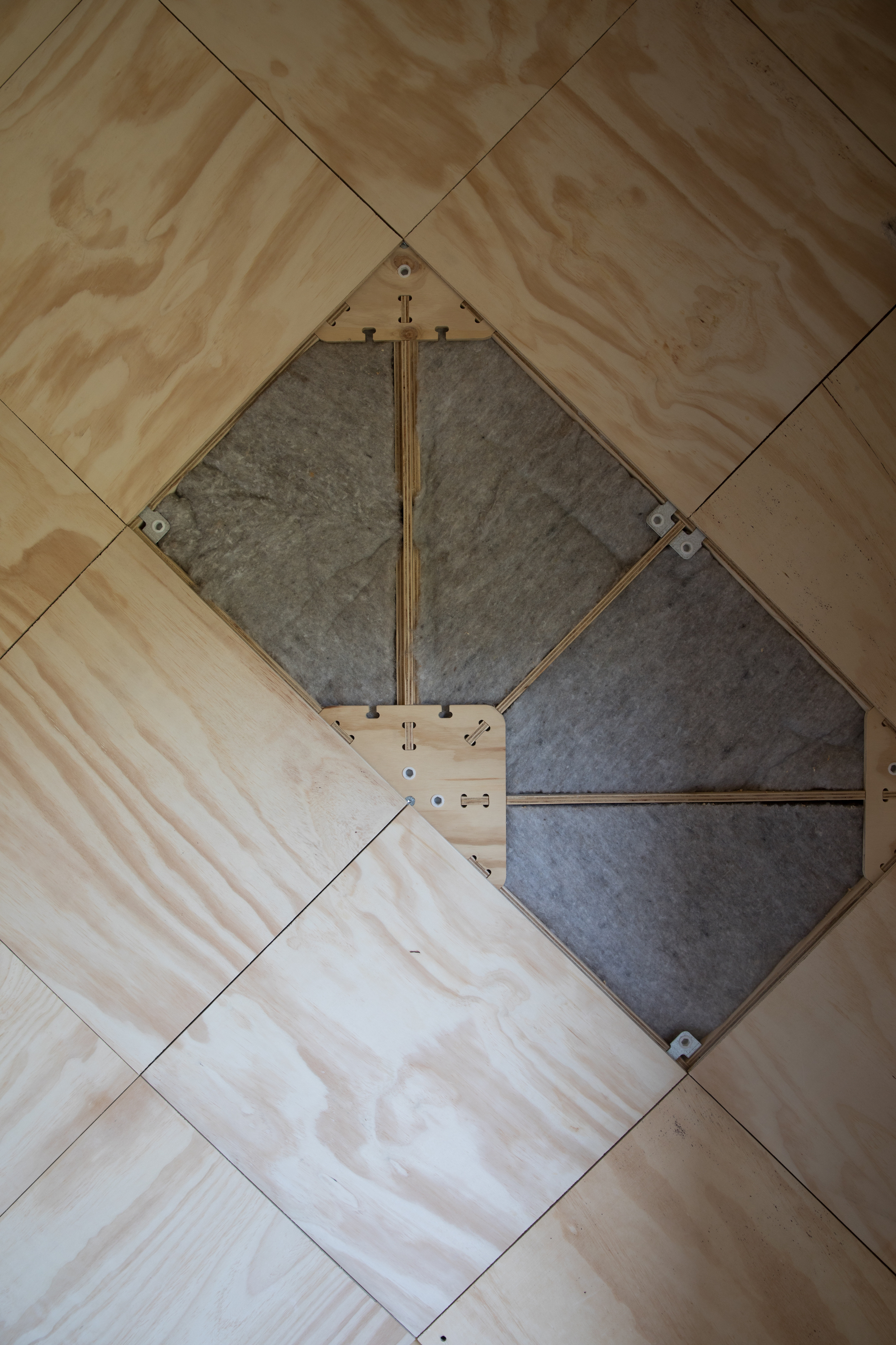 Gallery of Fastmount Standard Range Clips in X-Frame Project - 6