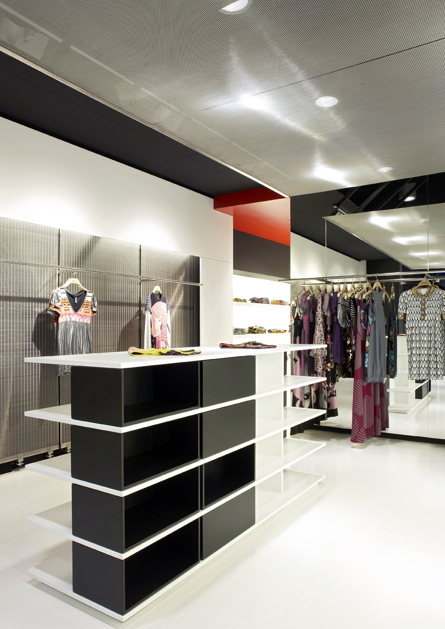 Gallery of Interior Design with Wire Mesh - 5