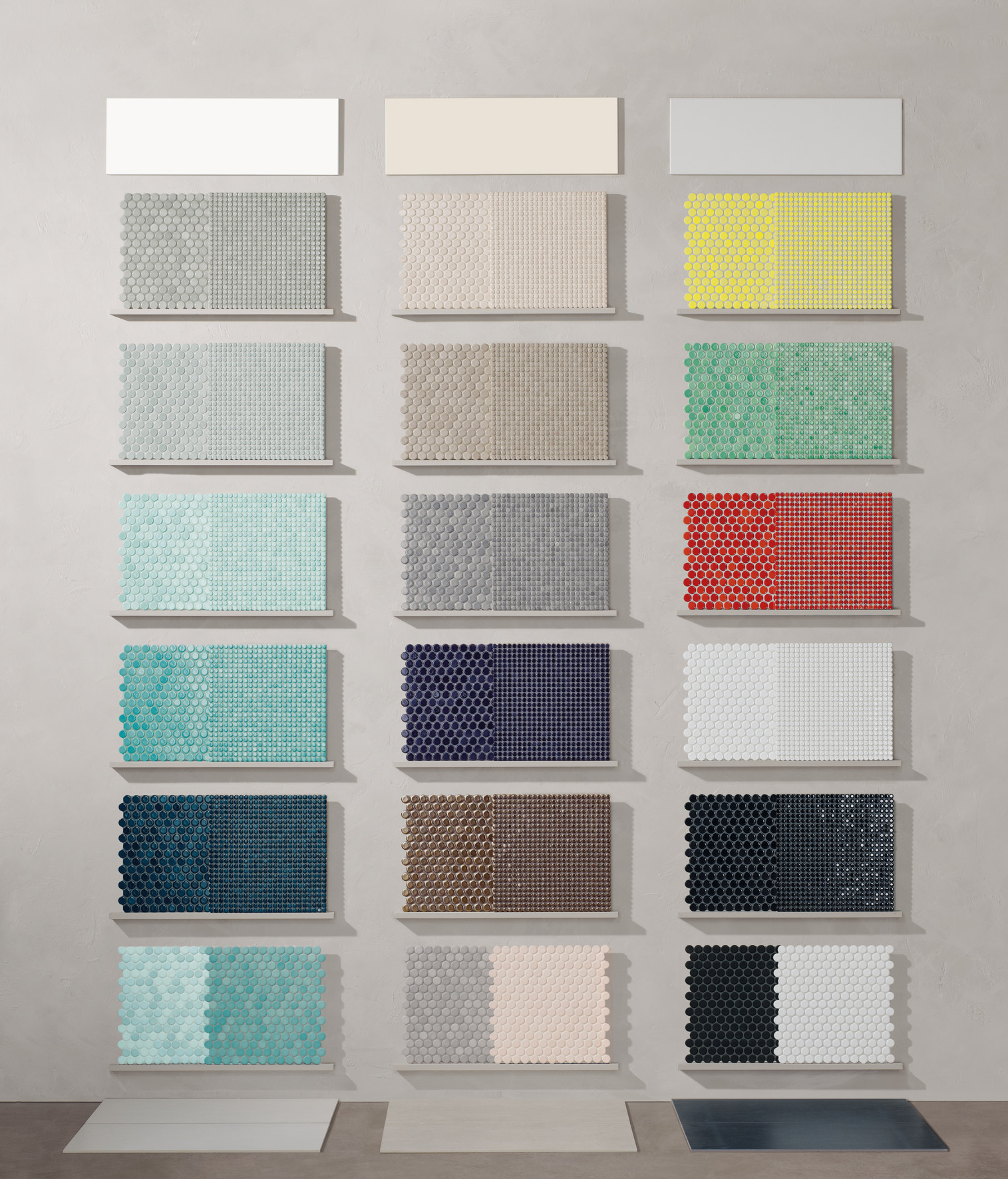 Gallery of Ceramic Tiles - Loop - 16