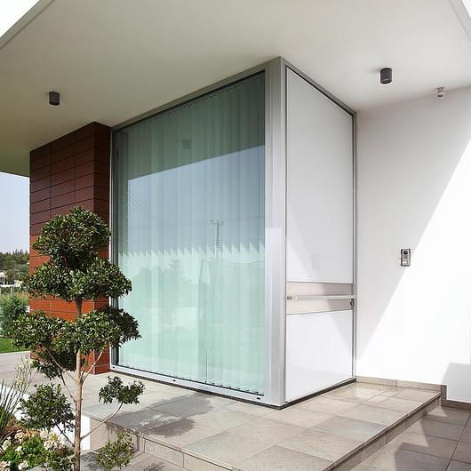 Doors Rabel Claddet Pivot Door – Rabel 8000 from Rabel Aluminium Systems
