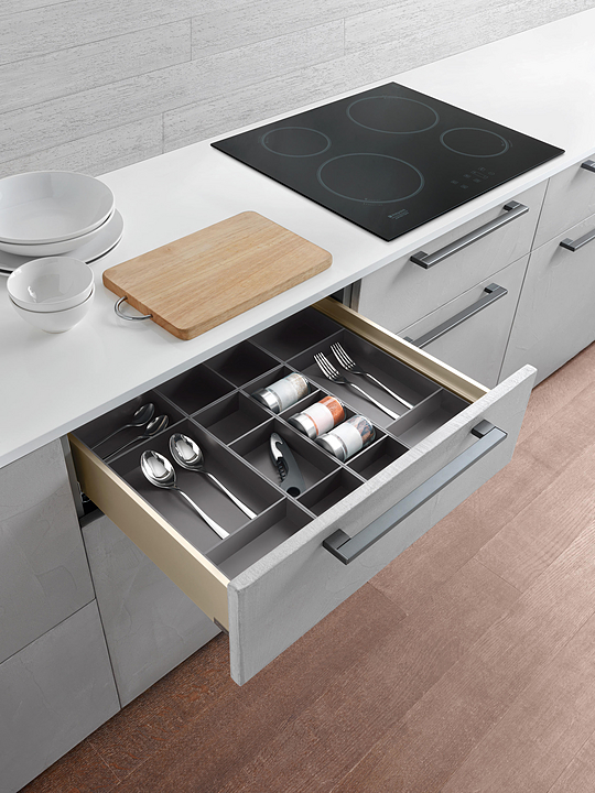 Drawer Splitting Drawer Organization System - Split from Salice