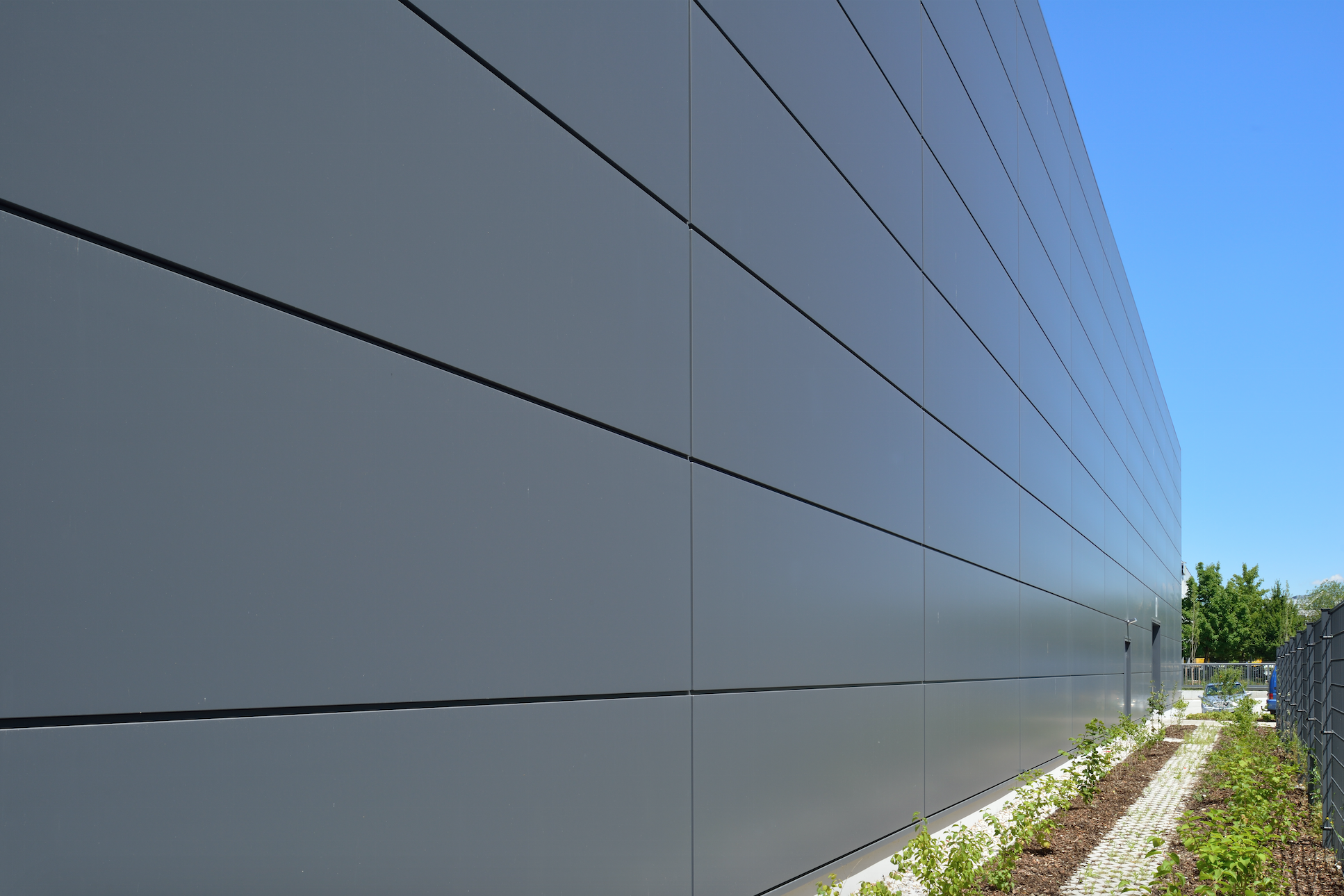 Gallery of Metal Rainscreen - Qbiss Screen H & H+ - 5