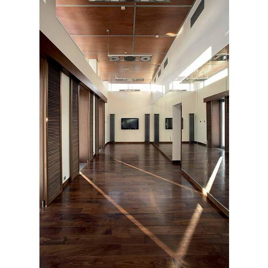 Galeria de Revestimiento interior de madera - Prodema - 31