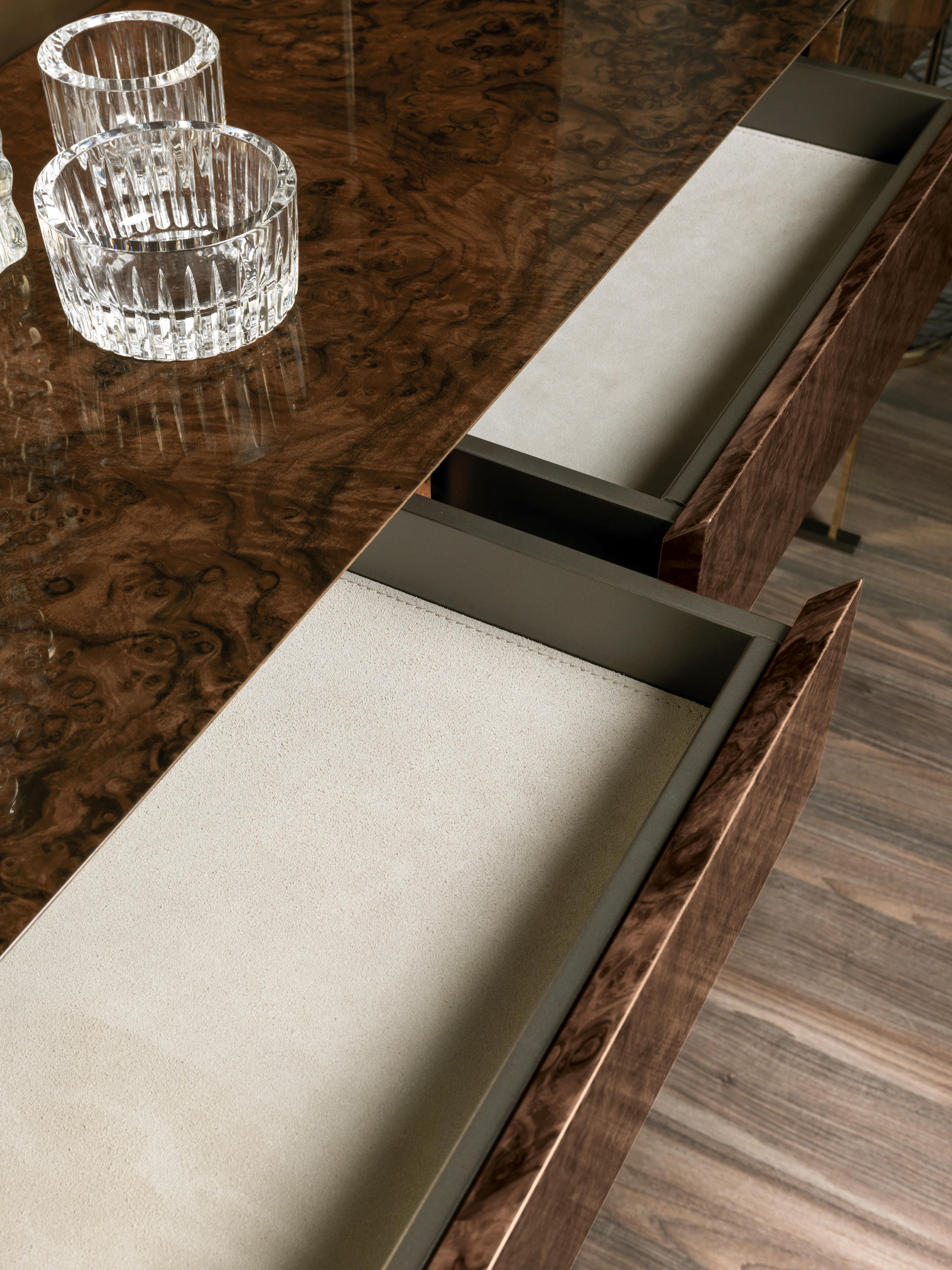 Gallery of Console Table - GinzaEvo - 15