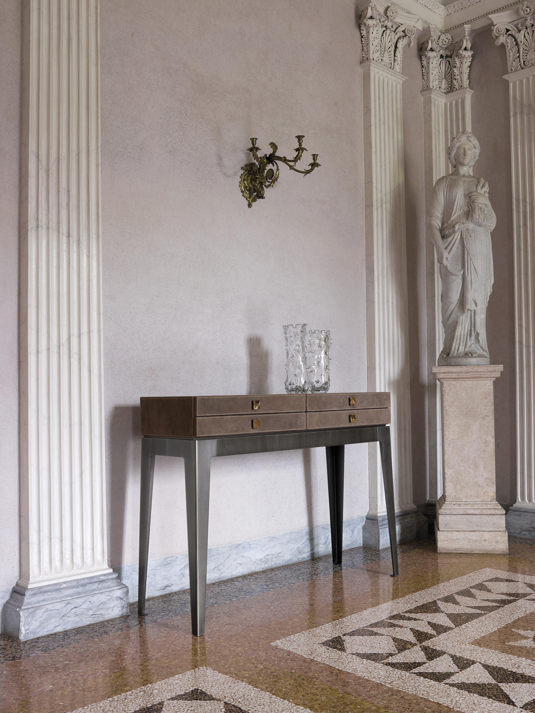 Gallery of Console Table - Lady - 2