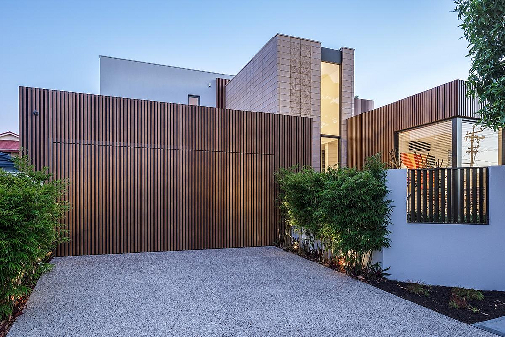 Using Doors As Cladding How to Use Aluminium Cladding on Garage Doors from DECO Australia