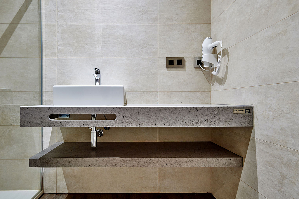 Galeria de Revestimento Dekton no Hotel LD Sevilla - 21