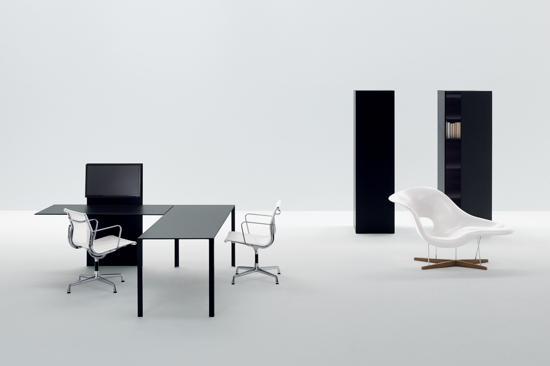 Gallery of Executive Desk - LessLess - 9