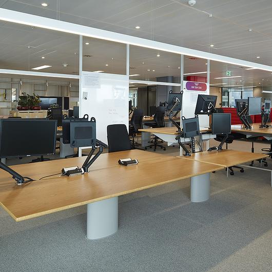 Interior Workstation Furniture in Lend Lease Sydney Office from UniFor