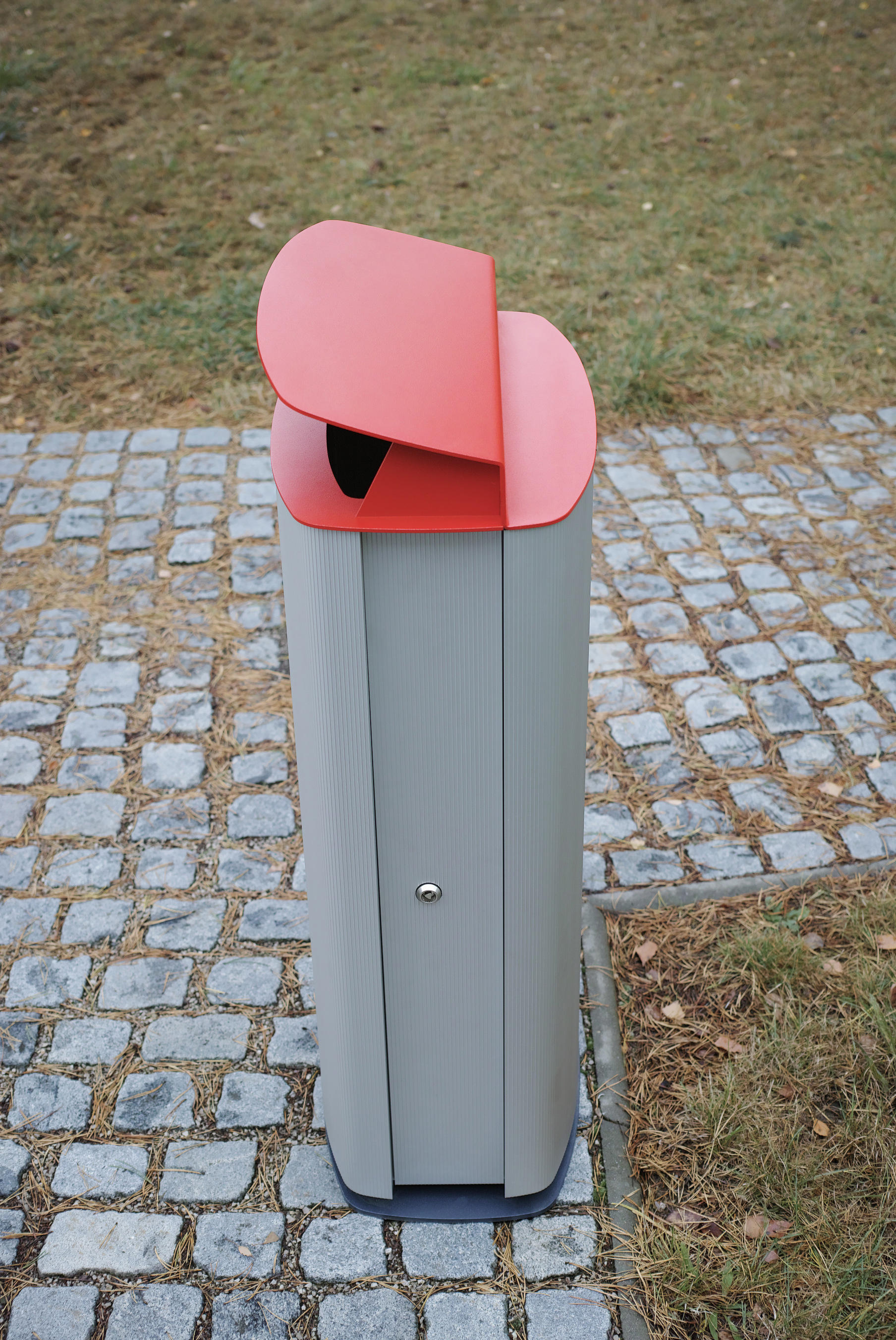 Gallery of Litter Bin Maximinium 2