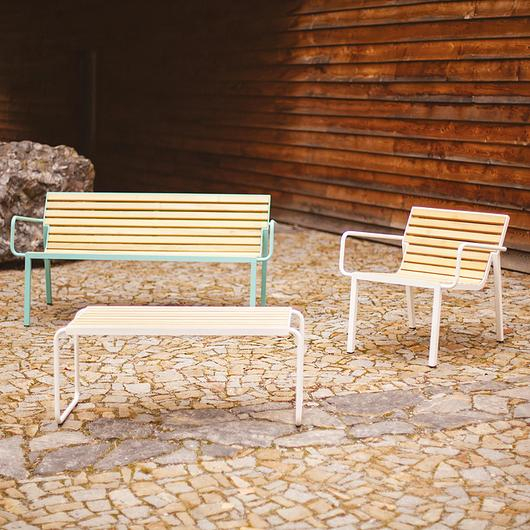Outdoor Table - Stack from mmcité