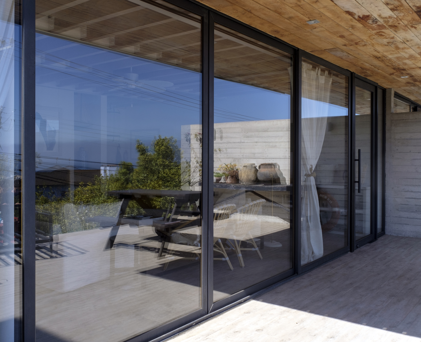 Galeria de Ventanas y puertas de PVC - 21