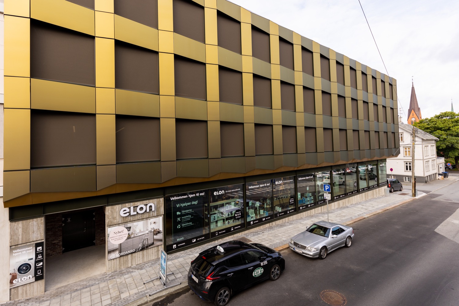 Gallery of Custom Solar Facades - Sequins - 2