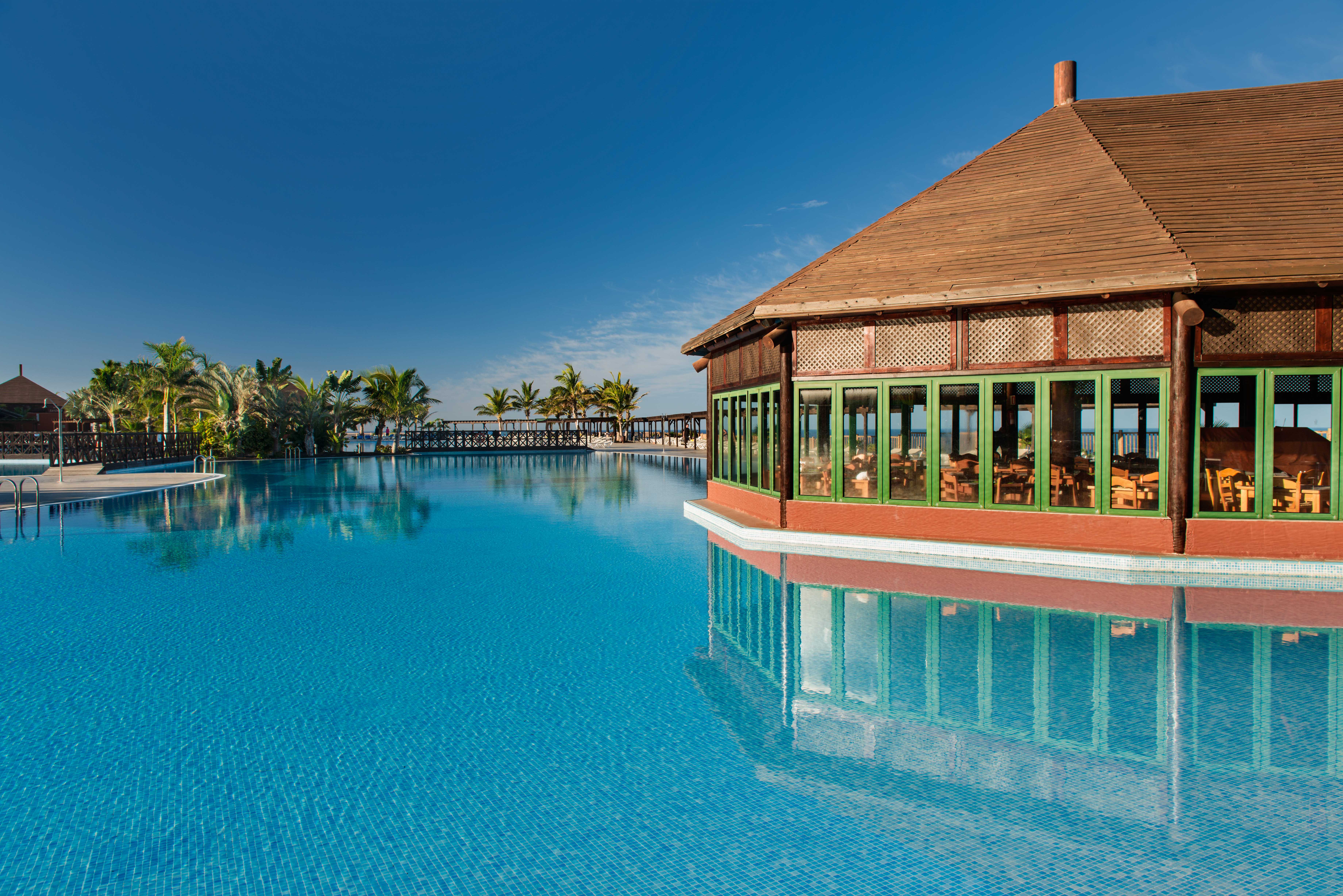 Gallery of Mosaic Tiles - Niebla Swimming Pools - 3