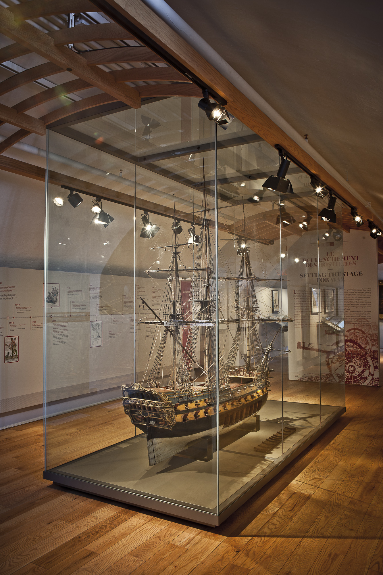 Gallery of Modular Display Case System - 6