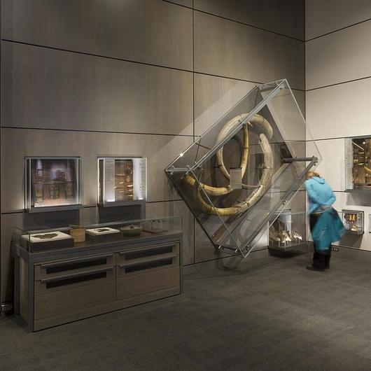 Zone Display Case System Zone Display Cases catalog | ArchDaily