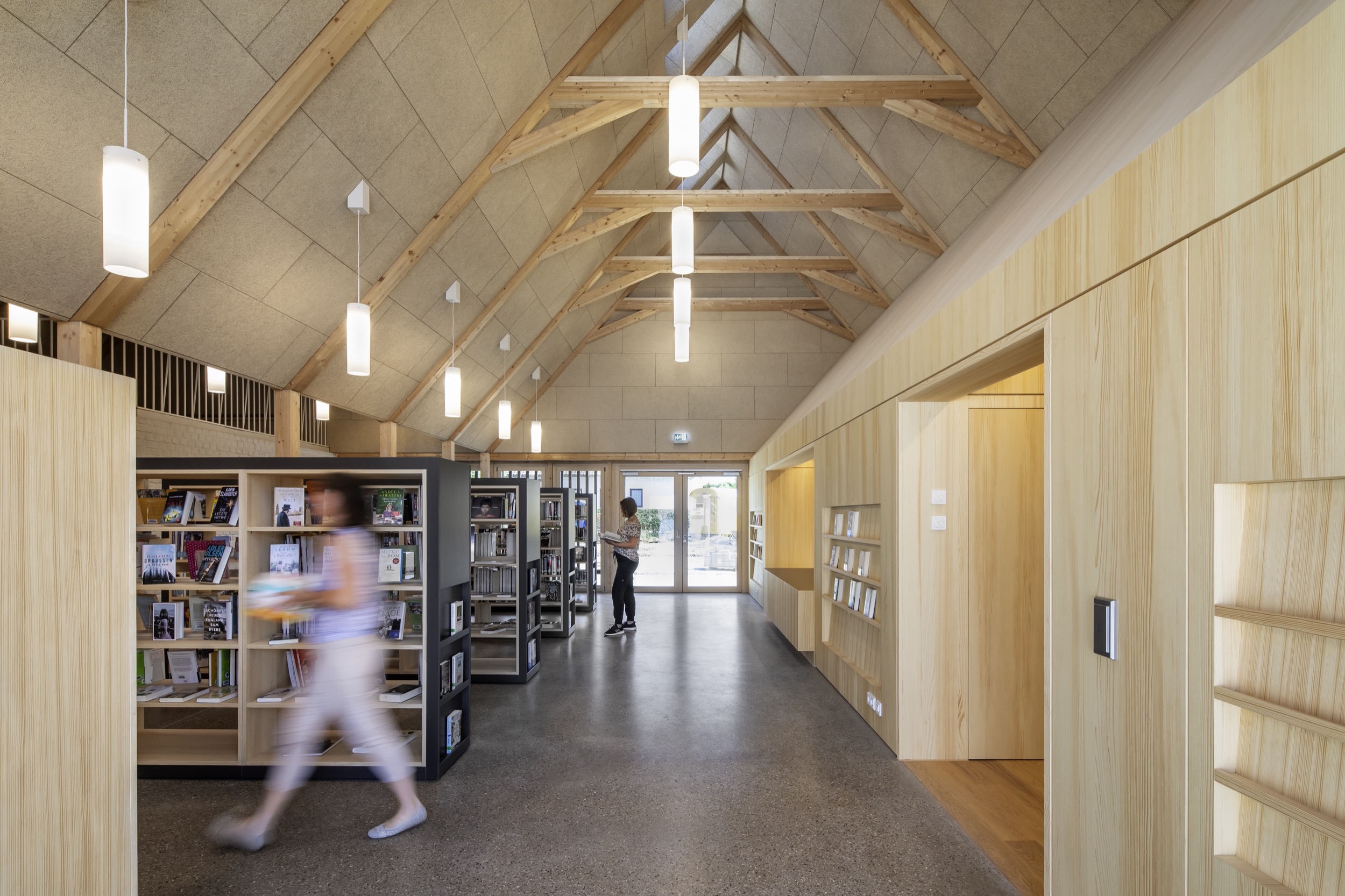 Gallery of Roof Window in Gundelsheim Library - 9