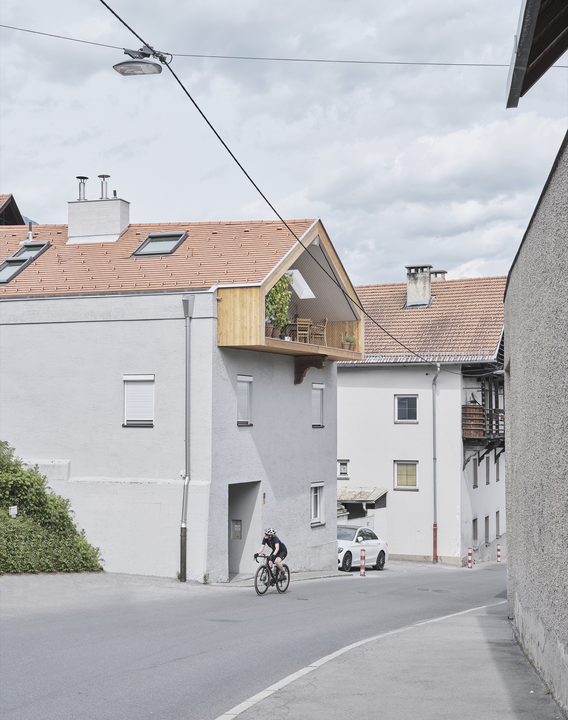 Velux Group Gallery of Roof Window in Innsbruck Attic - 6