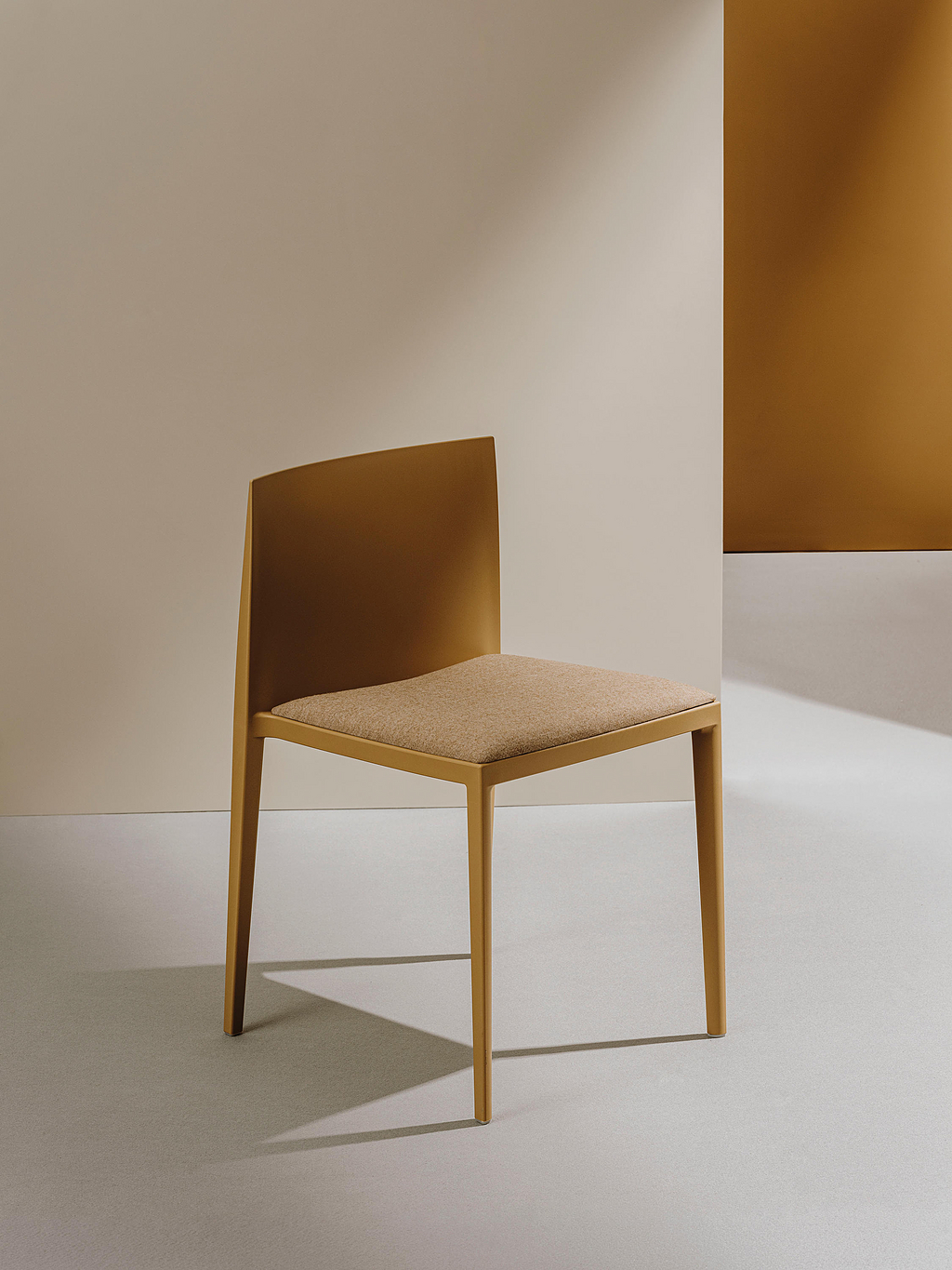 Chair Sail from Andreu World